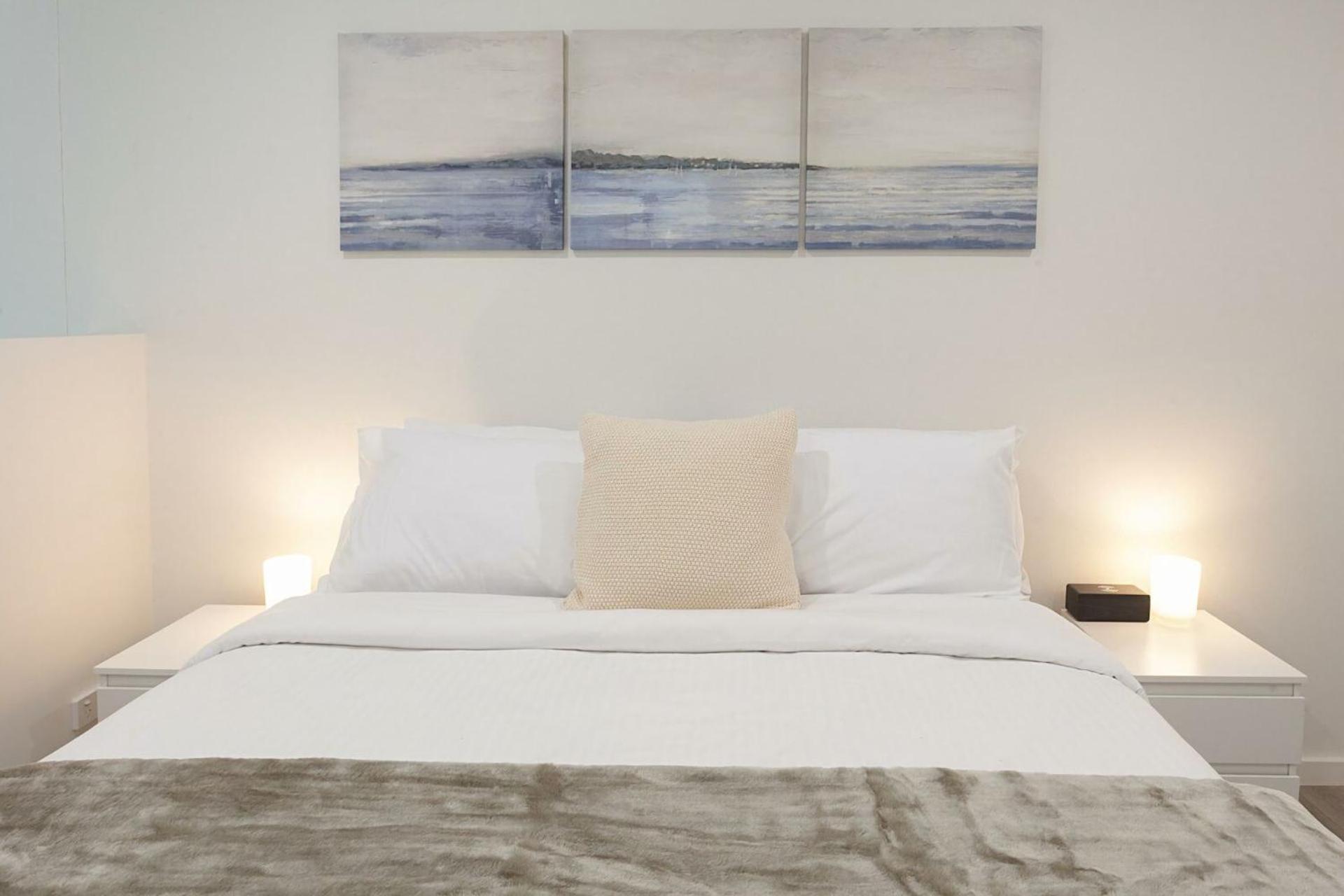The Modern Manhattan I90 Apartment *